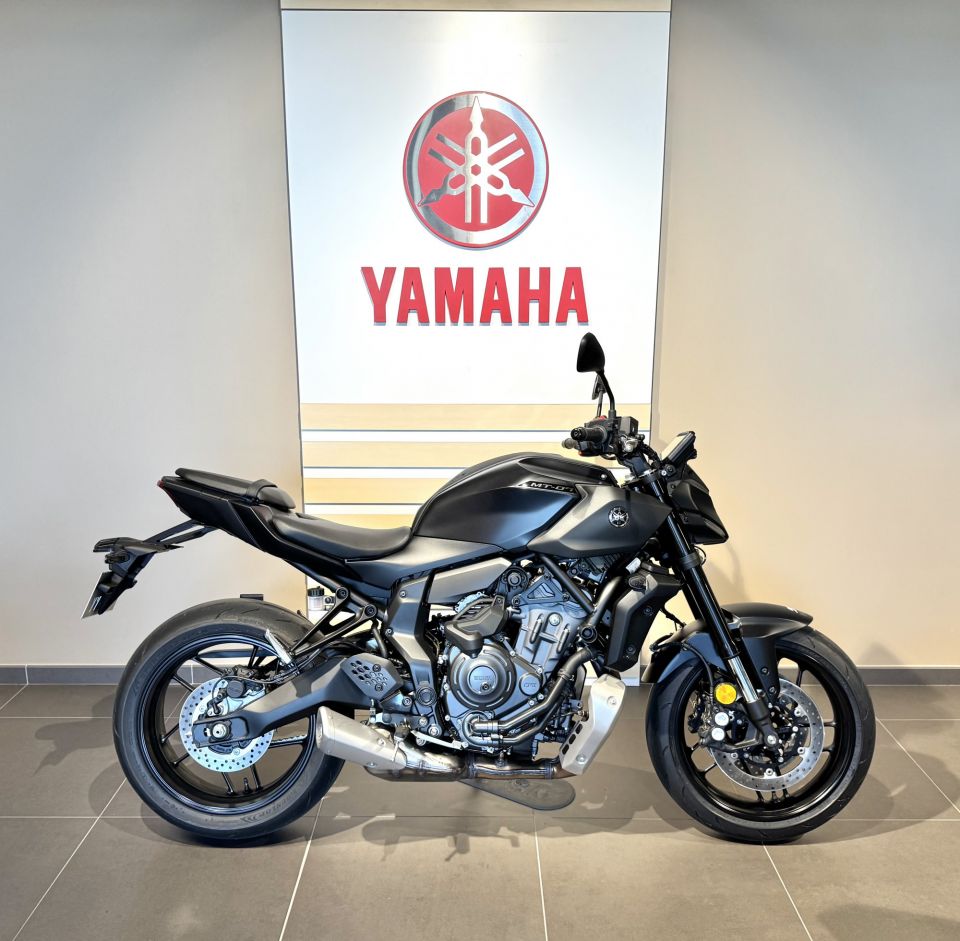 YAMAHA MT-07 Y-AMT 2