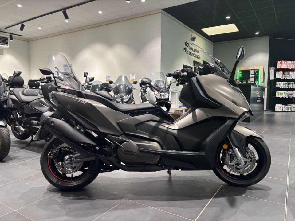 KYMCO AK 550 5