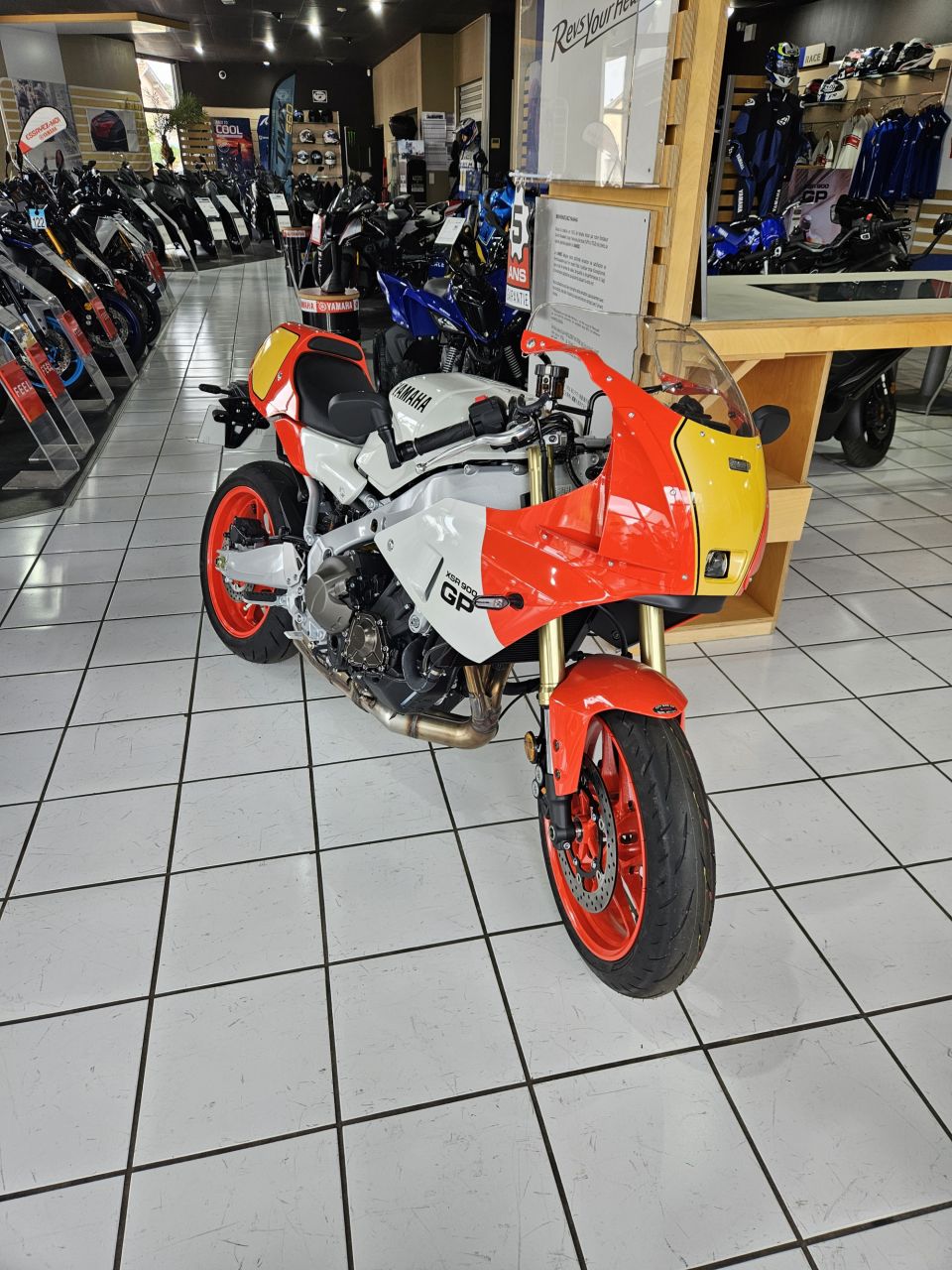 YAMAHA XSR 900 GP 35KW 2