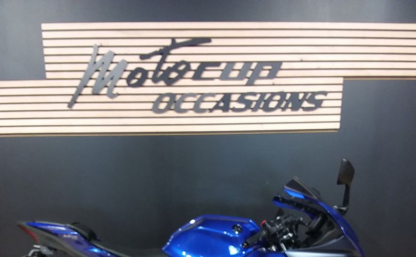 YAMAHA YZF 125 R ABS 0