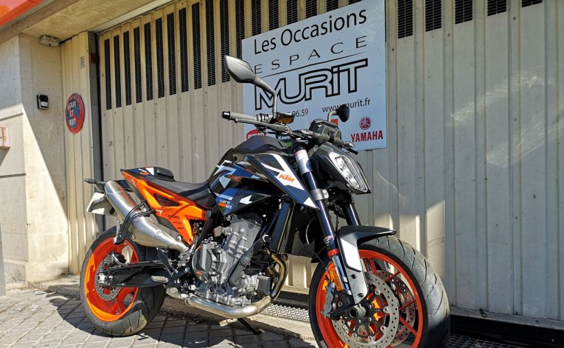 KTM 890 DUKE GP 16