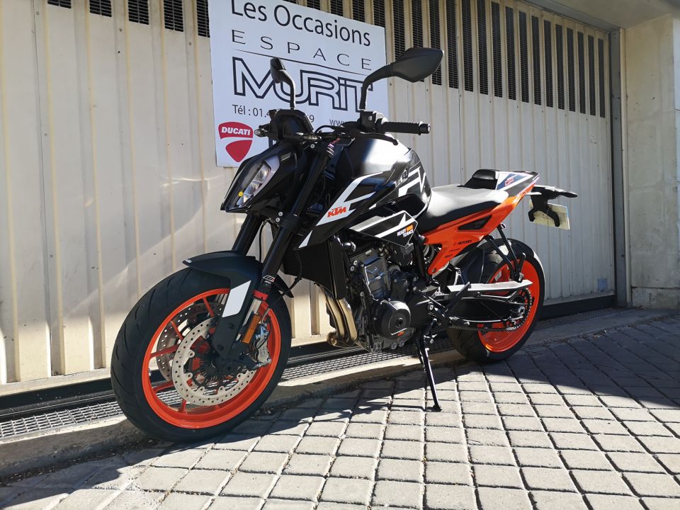 KTM 890 DUKE GP 36