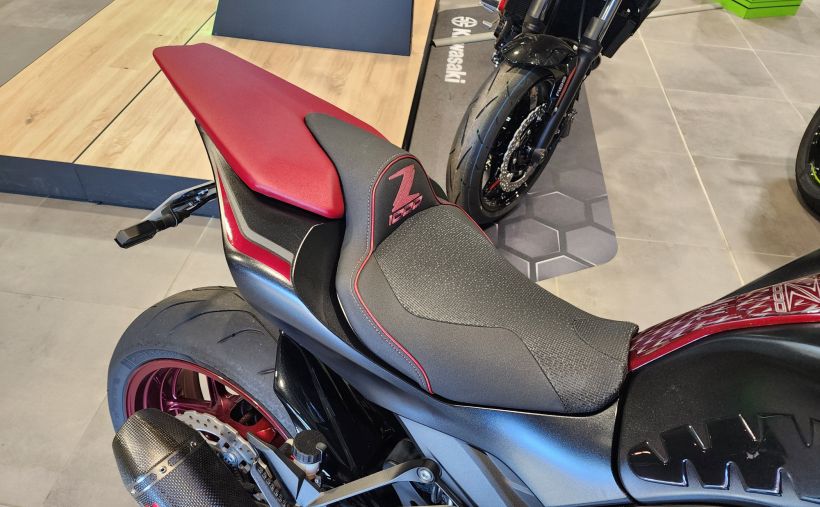 KAWASAKI Z 1000 10