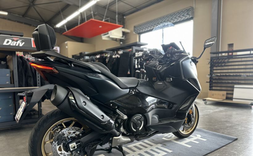 YAMAHA XP T-MAX 560 TECH MAX 12