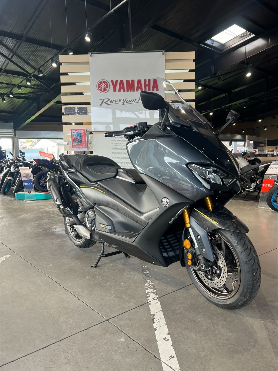 YAMAHA XP T-MAX 560 TECH MAX 3