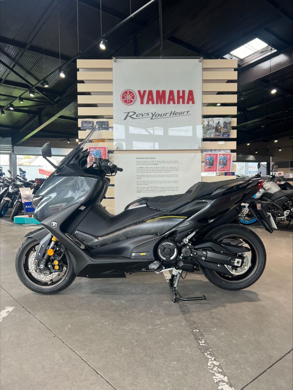 YAMAHA XP T-MAX 560 TECH MAX 1