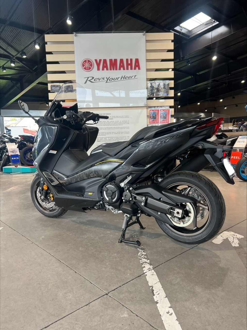 YAMAHA XP T-MAX 560 TECH MAX 2