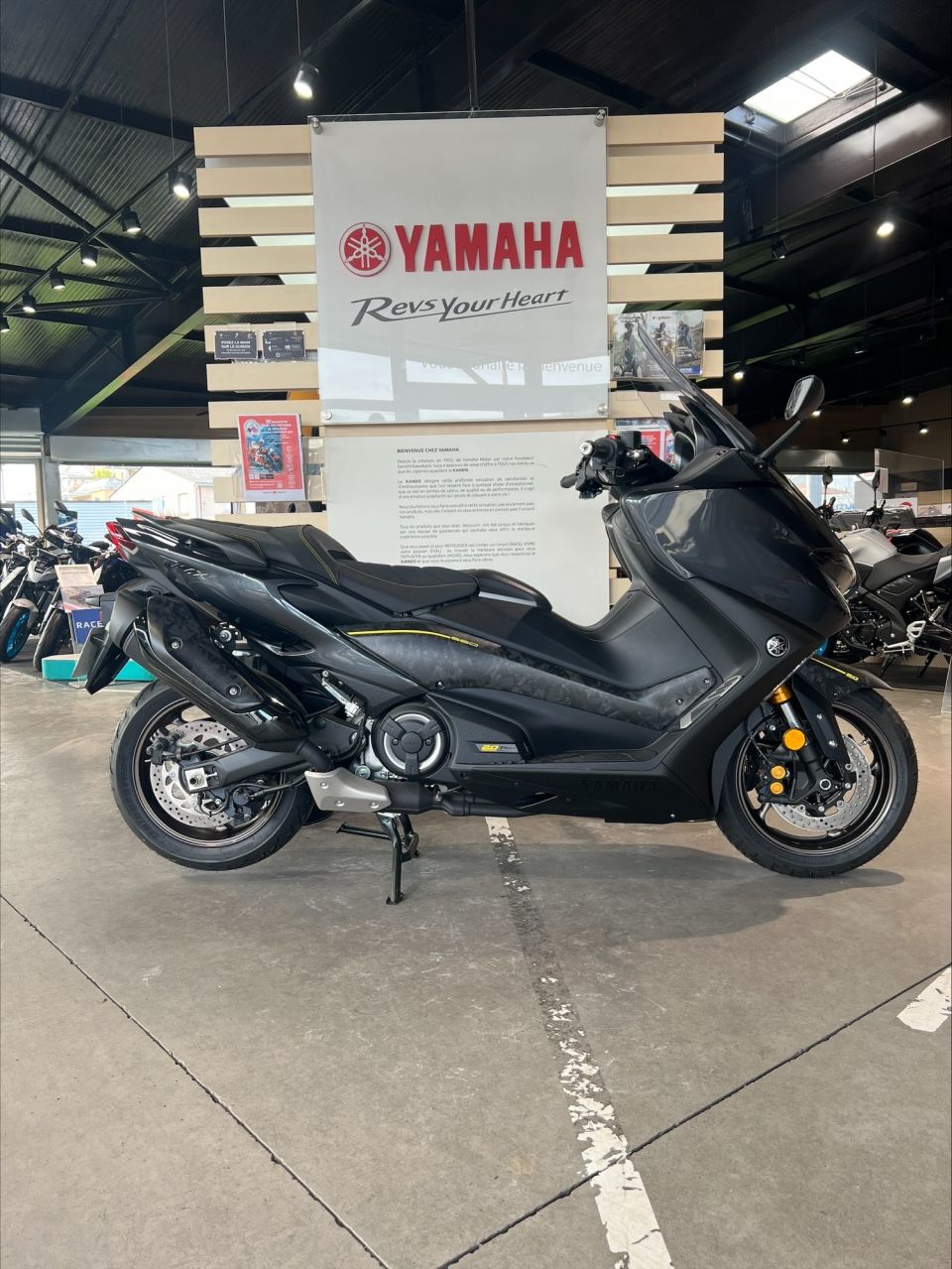 YAMAHA XP T-MAX 560 TECH MAX 4