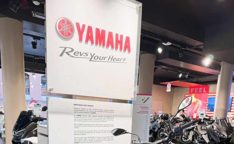 YAMAHA MT-09  Y-AMT 3