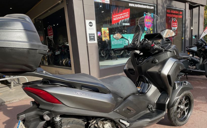 YAMAHA TRICITY 300 2