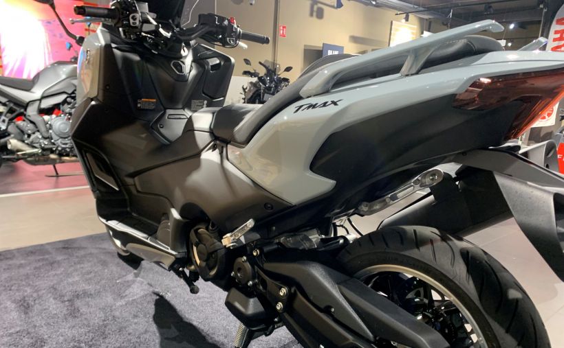 YAMAHA XP T-MAX 560 TECH MAX 2