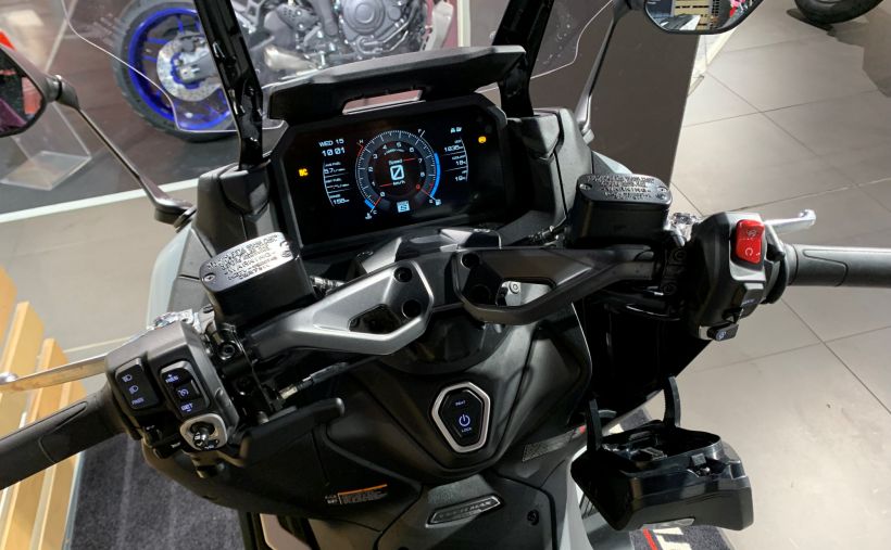 YAMAHA XP T-MAX 560 TECH MAX 3