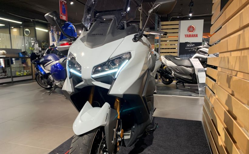 YAMAHA XP T-MAX 560 TECH MAX 4