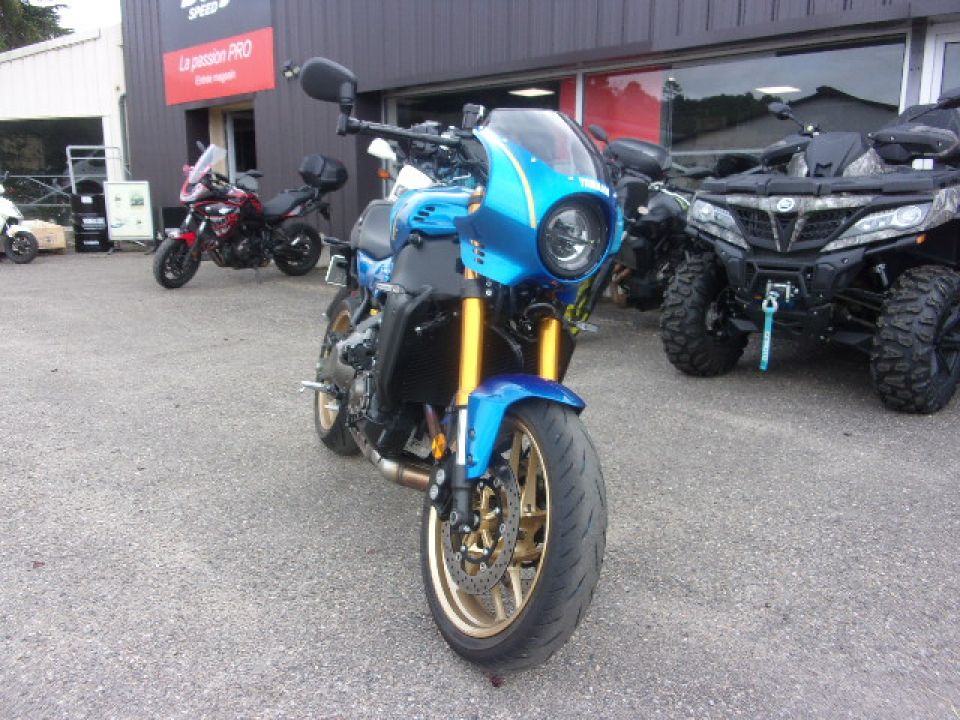 YAMAHA XSR 900 4