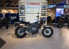 YAMAHA DESTOCKAGE XSR 700 35KW HISTORIC WHITE 123€*/MOIS 1800€ DE REMISE !! - 2025