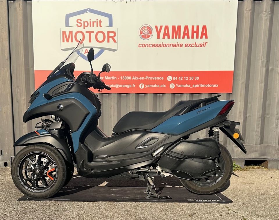 YAMAHA TRICITY 300 2