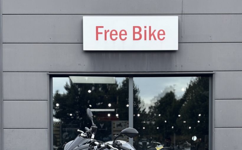 YAMAHA MT-10 3