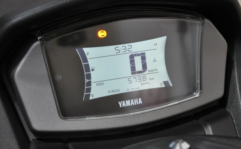 YAMAHA NMAX 125 6