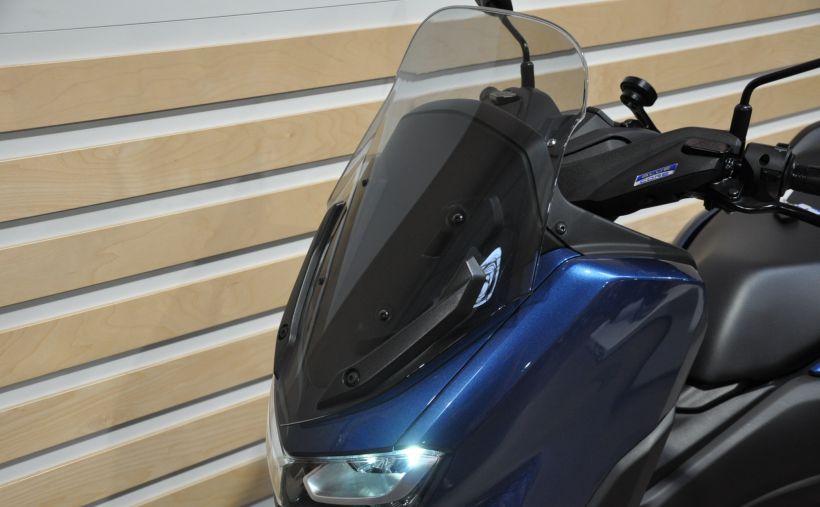 YAMAHA NMAX 125 7