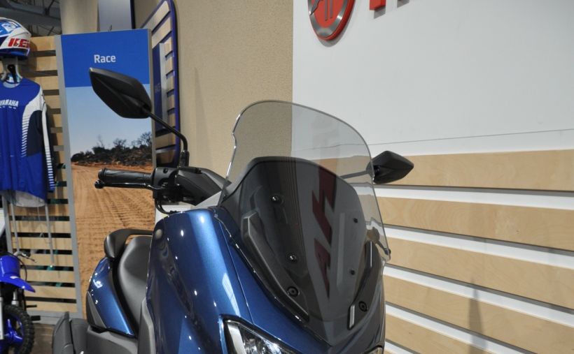 YAMAHA NMAX 125 12