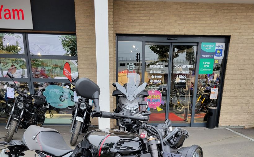 YAMAHA XSR 900 35KW 1