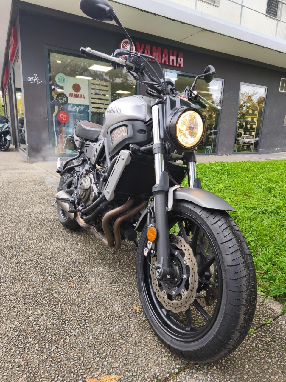 YAMAHA XSR 700 0