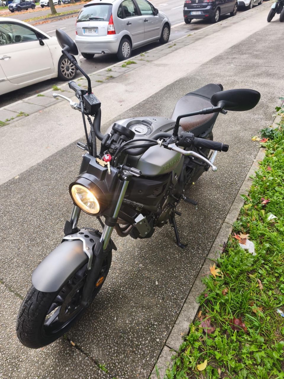 YAMAHA XSR 700 5