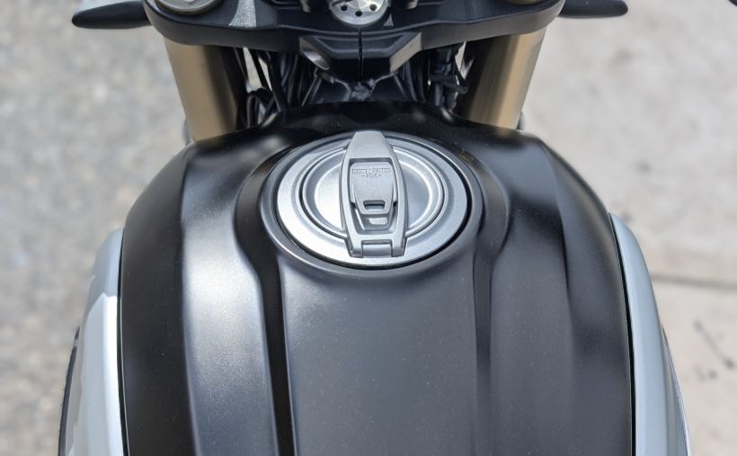 DUCATI SCRAMBLER 10