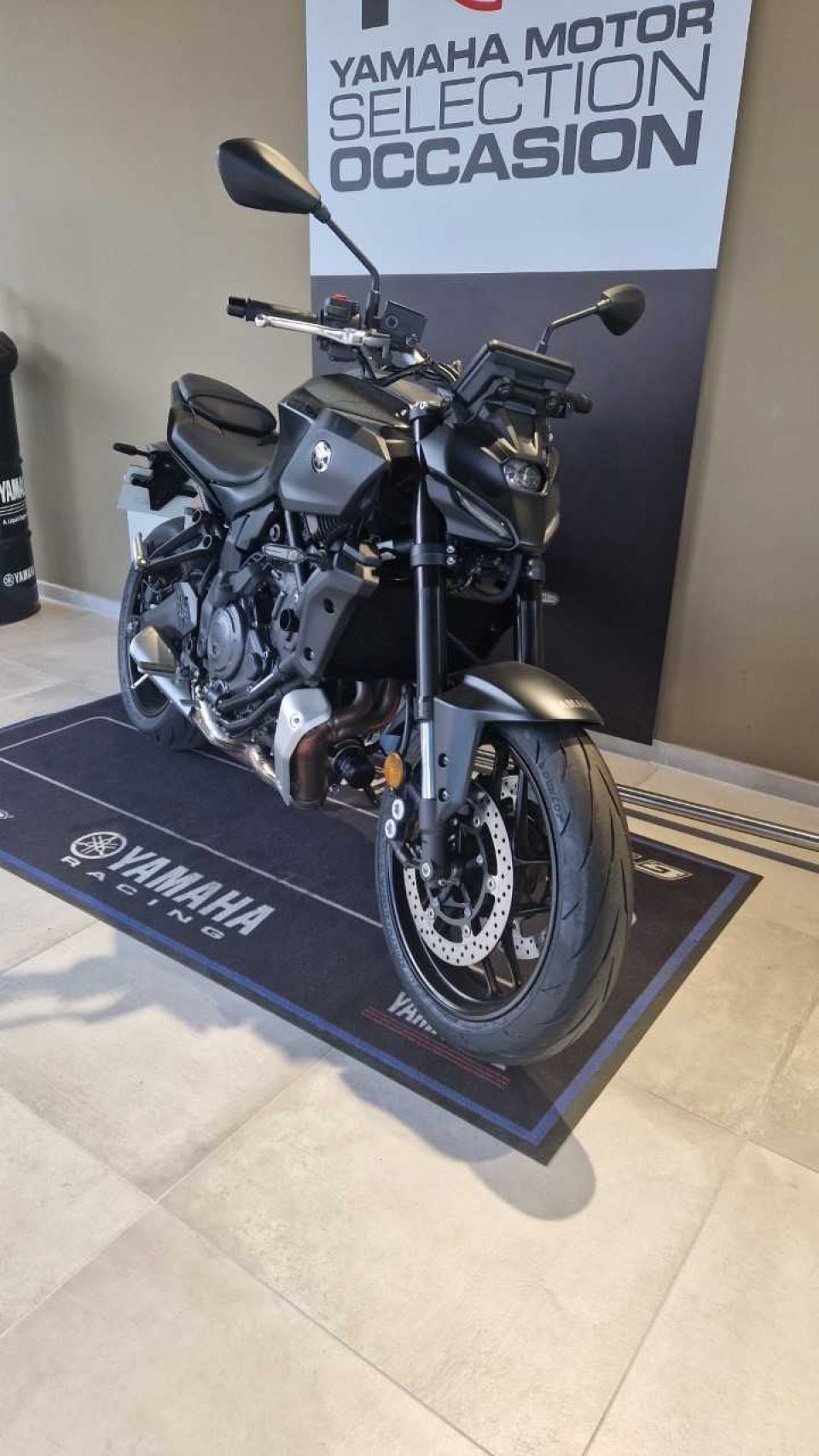 YAMAHA MT-07 Y-AMT 1