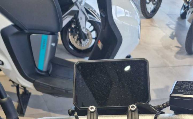 YAMAHA MT-07 Y-AMT 2