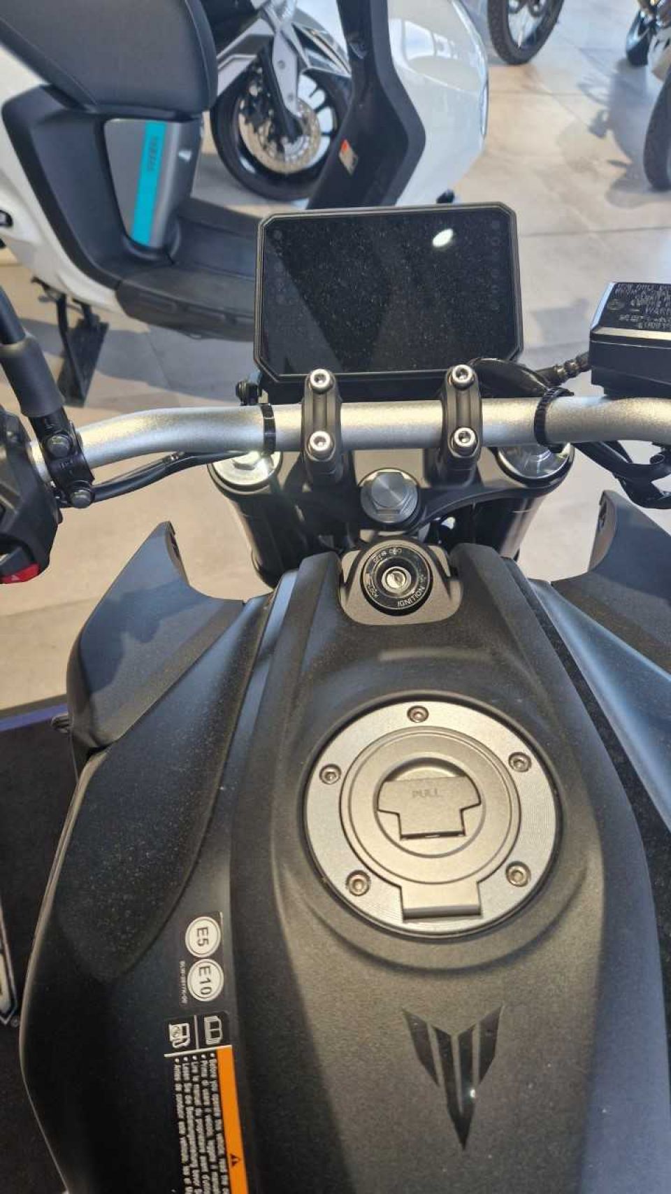 YAMAHA MT-07 Y-AMT 2