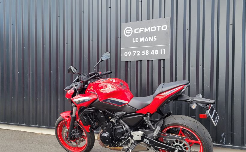 KAWASAKI Z 650 (47.5CV) 3