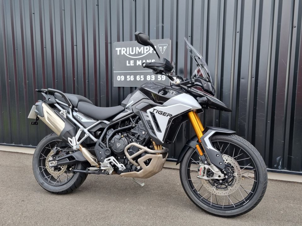 TRIUMPH TIGER 900 RALLY PRO 5