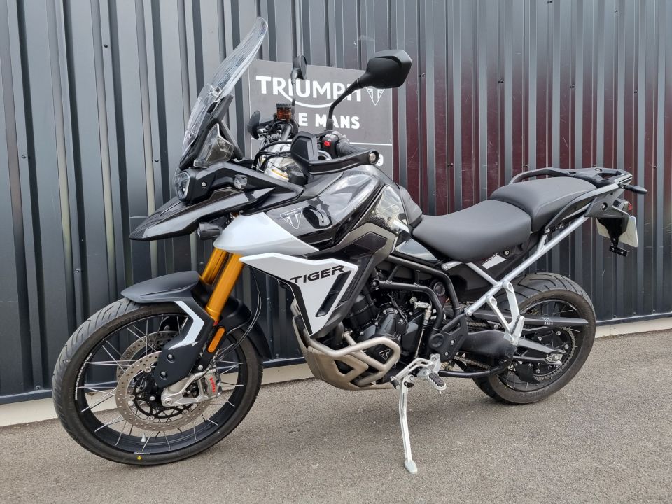 TRIUMPH TIGER 900 RALLY PRO 25