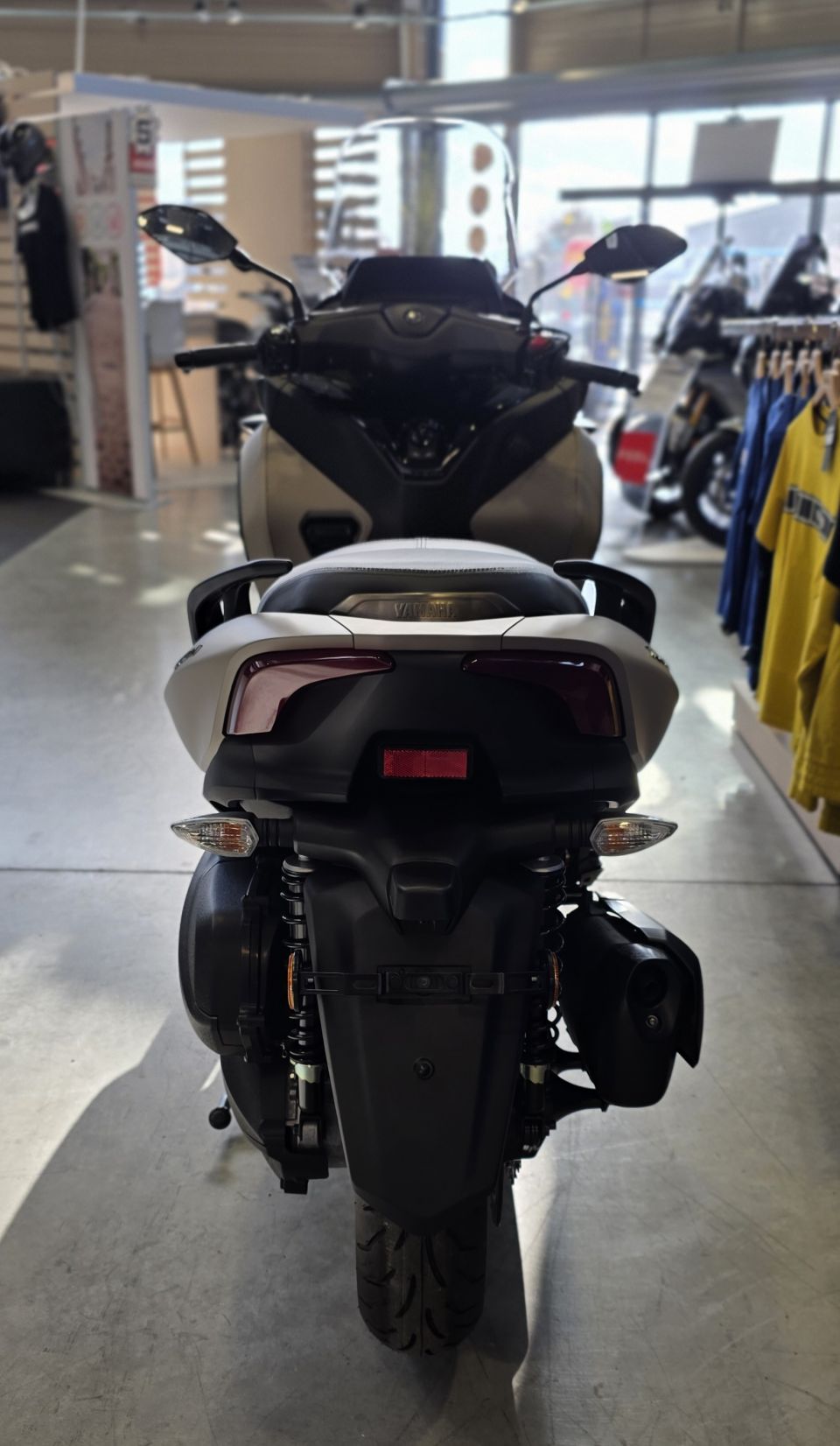 YAMAHA TRICITY 300 7