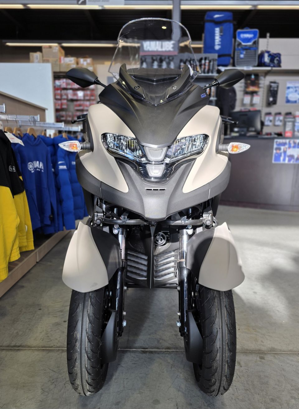 YAMAHA TRICITY 300 3