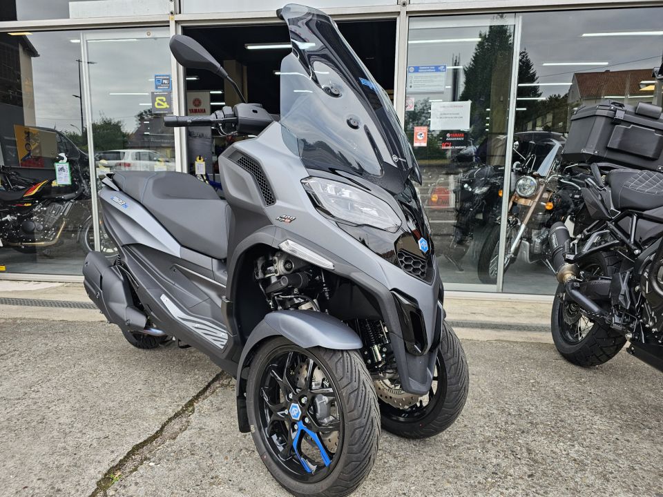 PIAGGIO MP3 400 HPE SPORT ABS ASR 4
