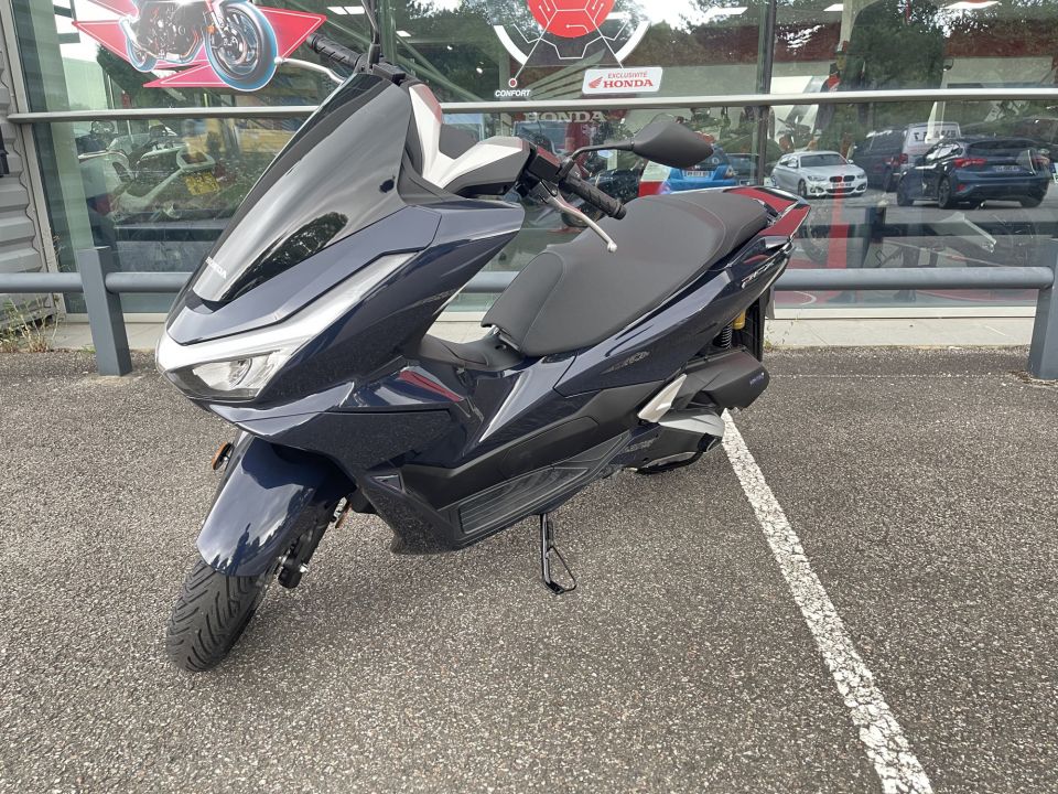 HONDA PCX 125 8