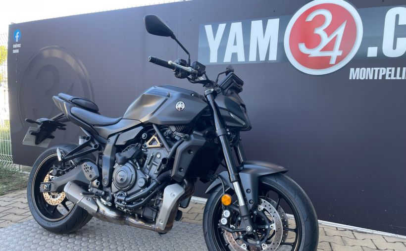 YAMAHA MT-07 Y-AMT 2