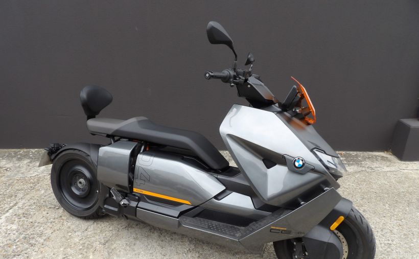 BMW CE 04 0