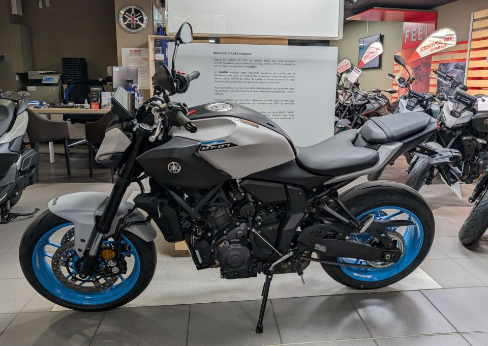 YAMAHA MT-07 (47.5CV) 0