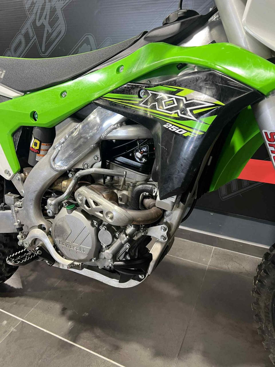 KAWASAKI 250 KXF 2018 15