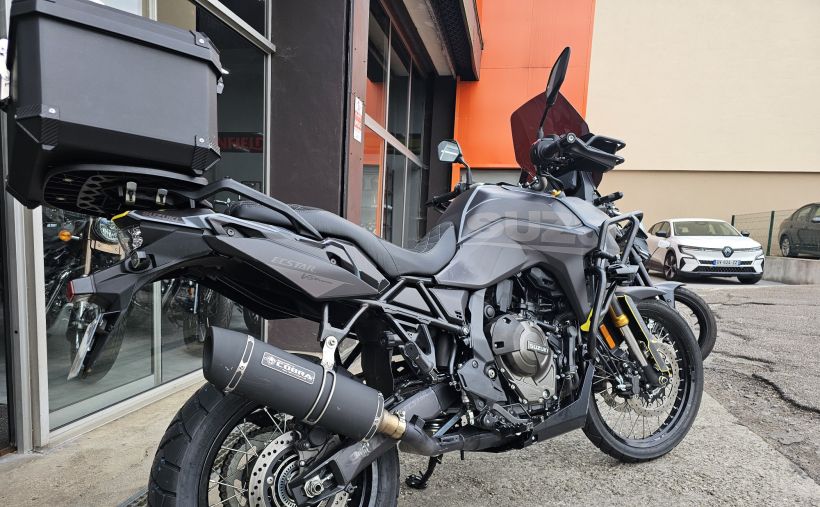 SUZUKI DL V-STROM 800DE 2