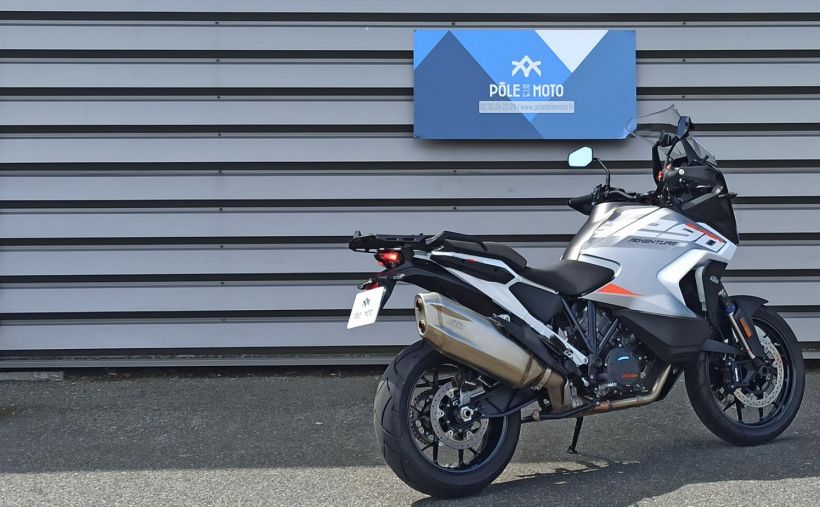 KTM 1290 SUPER ADVENTURE S 8
