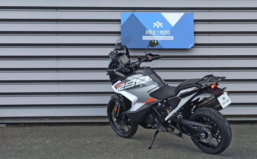 KTM 1290 SUPER ADVENTURE S 10