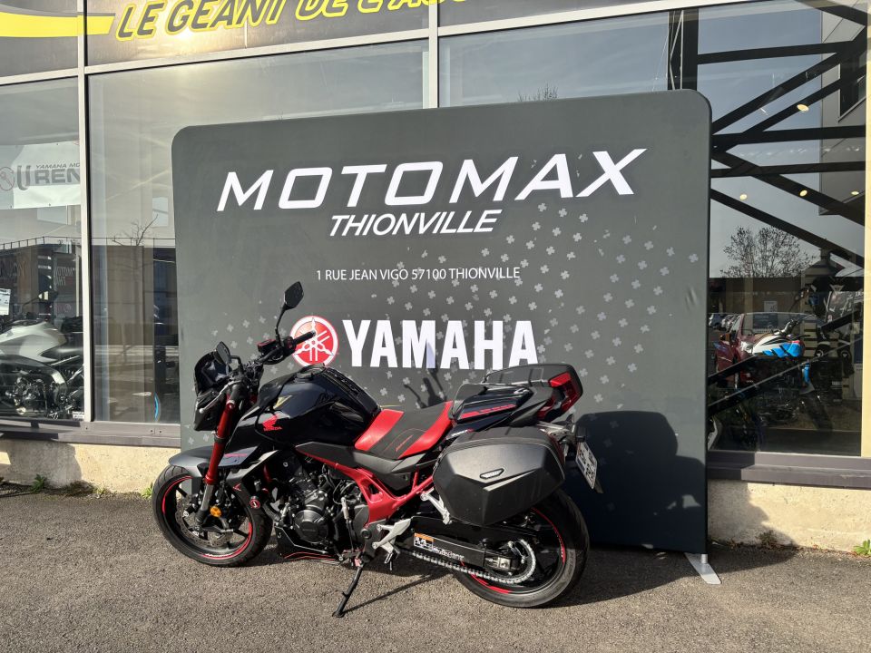 HONDA CB 750 HORNET 6