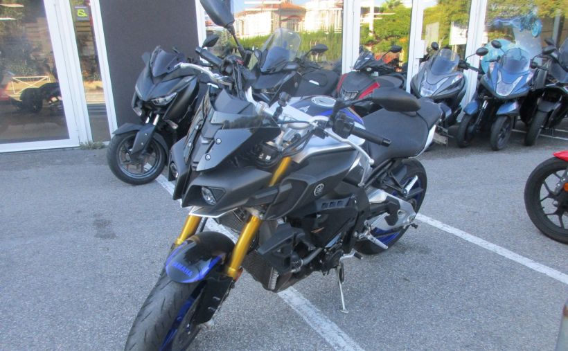YAMAHA MT-10 SP 1