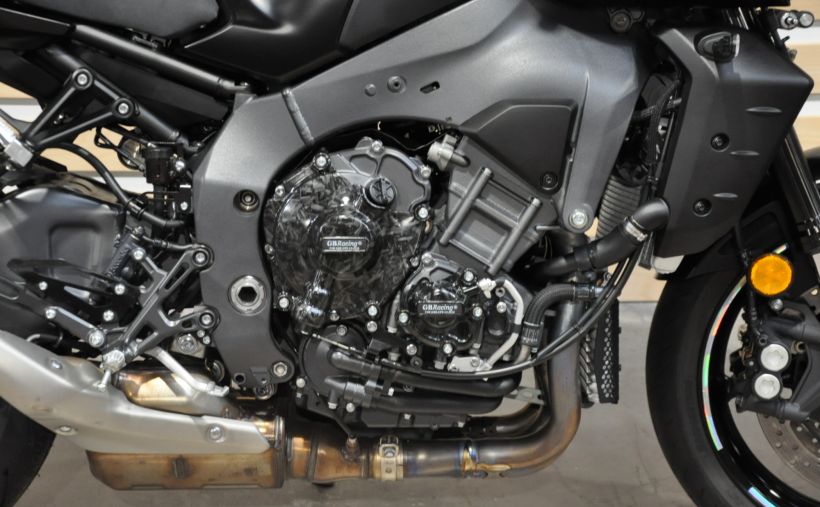 YAMAHA MT-10 1