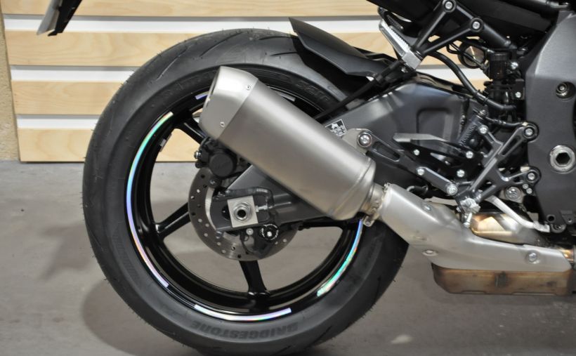 YAMAHA MT-10 3