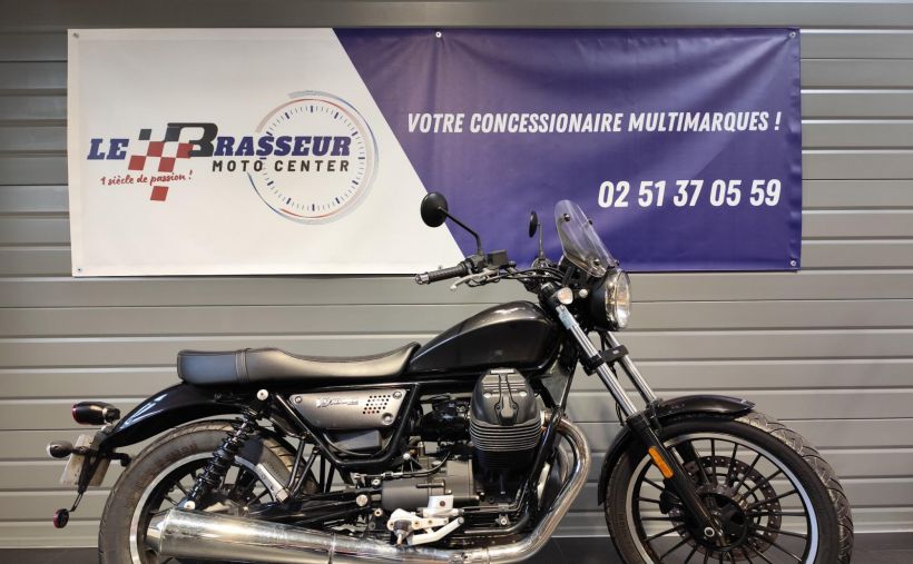 MOTO GUZZI V9 ROAMER 0